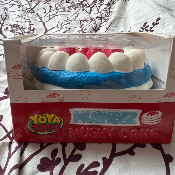 $10  NEW never used Yoyatoy - Picture 2 of 4